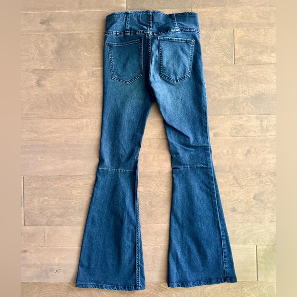 Free People/We The Free Penny Pull-on Flare Jeans - Picture 8 of 13
